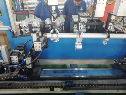 【匯欣達供應數控車床自動上下料】- 