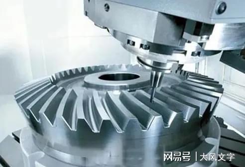 高端數(shù)控機(jī)床產(chǎn)品震撼到你沒?德吹美吹進(jìn)來(lái):中國(guó)制造讓你開開眼