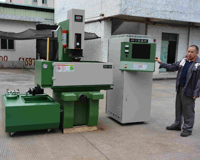 CNC-A50-進(jìn)口全數(shù)控火花成型機(jī)